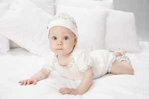 Jak wybrać odpowiednie ubranko dla niemowlaka na wiosnę?