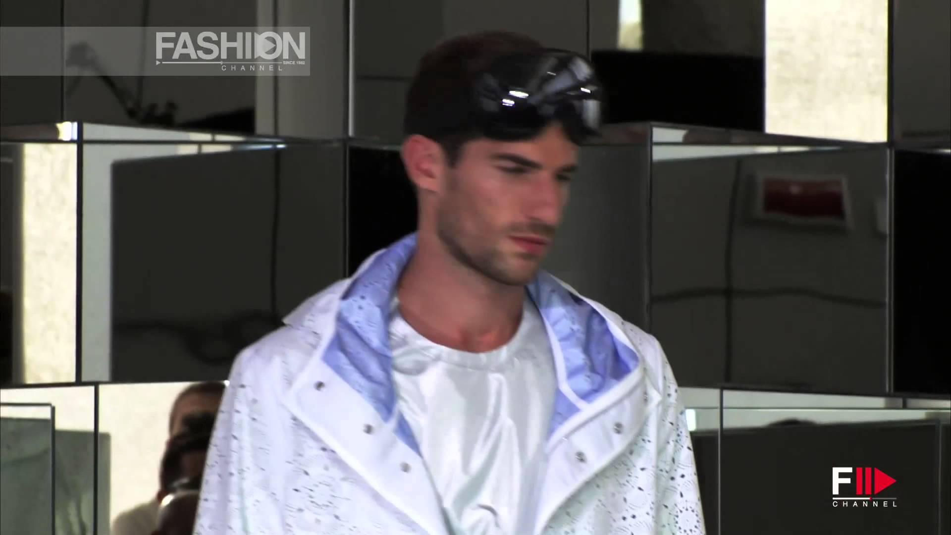 DIRK BIKKEMBERGS Wiosna/Lato  2014 Menswear Milan  