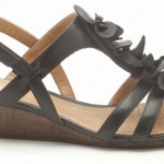Trend alarm: Afrykańska wojowniczka  Kolekcja sandałów CLARKS w stylu etno 20