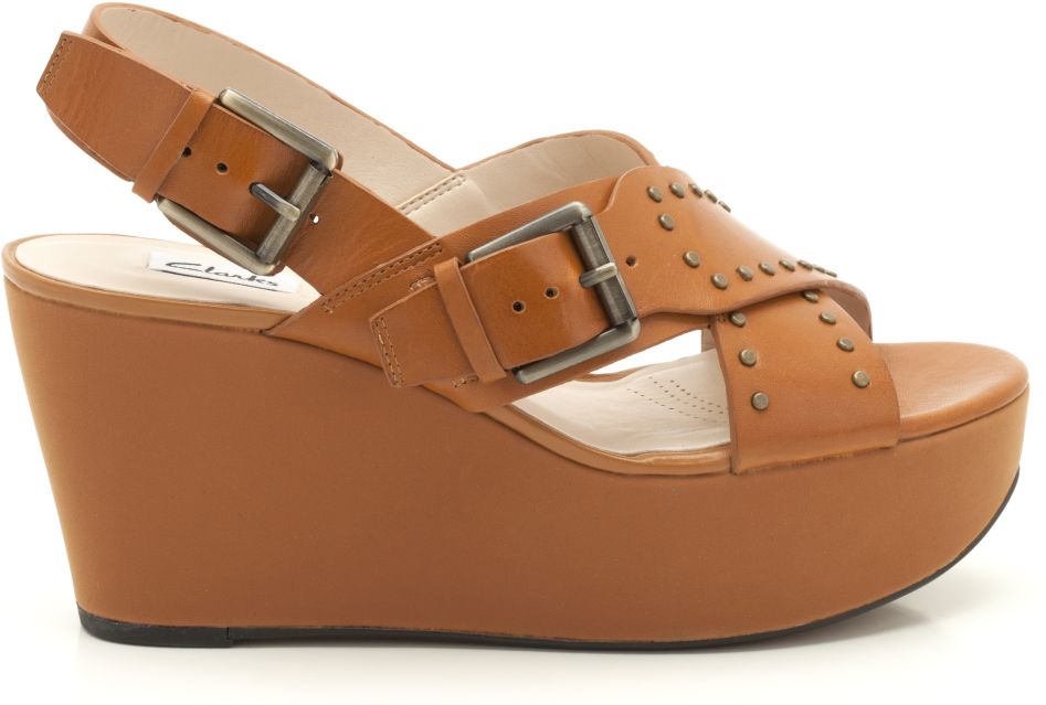 Trend alarm: Afrykańska wojowniczka  Kolekcja sandałów CLARKS w stylu etno 45