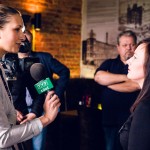 Urszula Sypniewska, Koordynator ds. Marketingu i PR Golden Rose udziela wywiadu TVP Łódź.