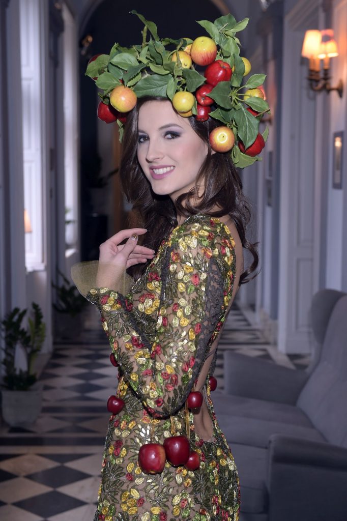 Miss World Poland Marta Pałucka w stroju narodowym-3