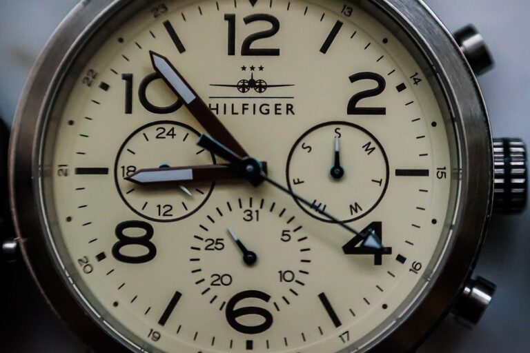 Bransoleta? A może pasek? Tommy Hilfiger pogodzi Wasze oczekiwania Bransoleta? A może pasek? Tommy Hilfiger pogodzi Wasze oczekiwania
